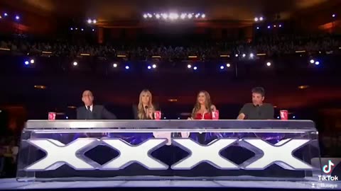 America's_Got_Talent_2021_Anna_McNulty_Auditions_W