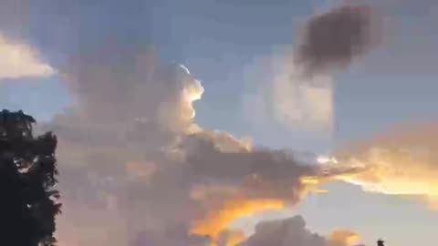 Something is not quite right in the Sky!
