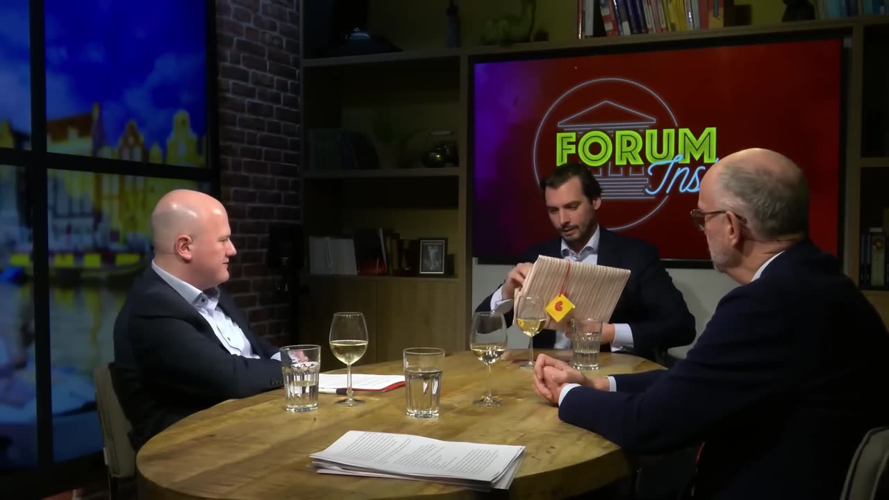 Forum Inside #15_ Over de aanval op onze democratie