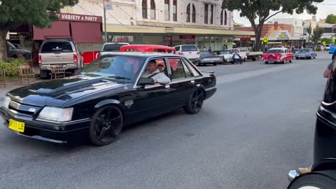 Narrandera Rod Run 2023 (daylight) 3 Cruisin no boozin