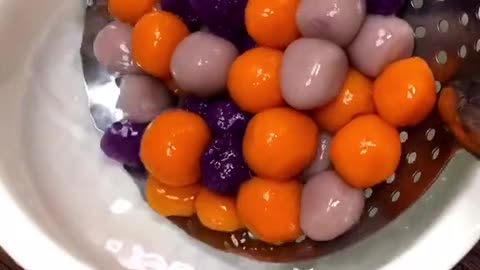 Three color taro balls