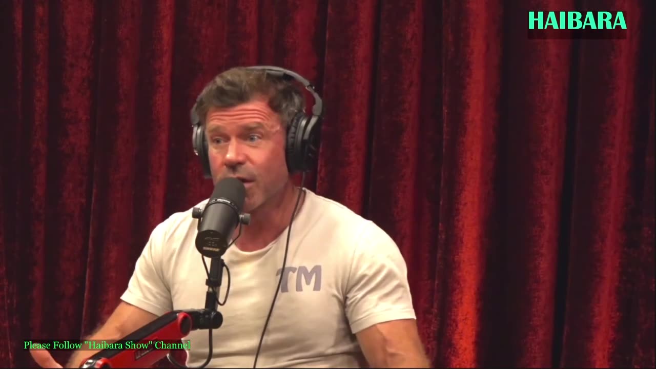 Episode 2083 Taylor Sheridan - The Joe Rogan Experience