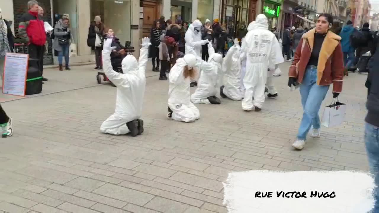 Les Masques Blancs Lyon lancement de la nouvelle Bande son 5 -La Religion Covidiste le 10 dec 2022