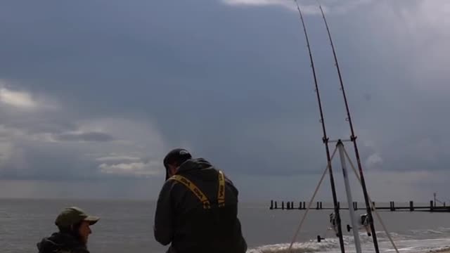 Anyone doing a bit of late autumn beach fishing