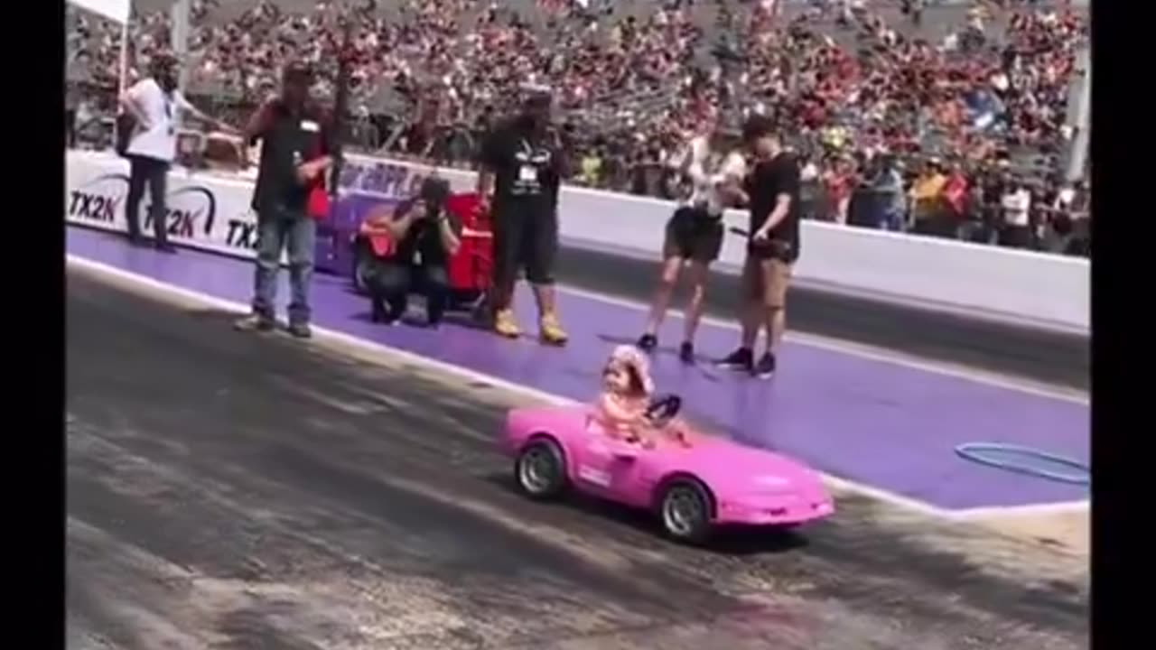 Little girl put on a show with her car