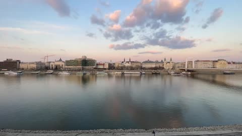 Time lapse in Budapest, 8th March 2022 - 17:28hrs.