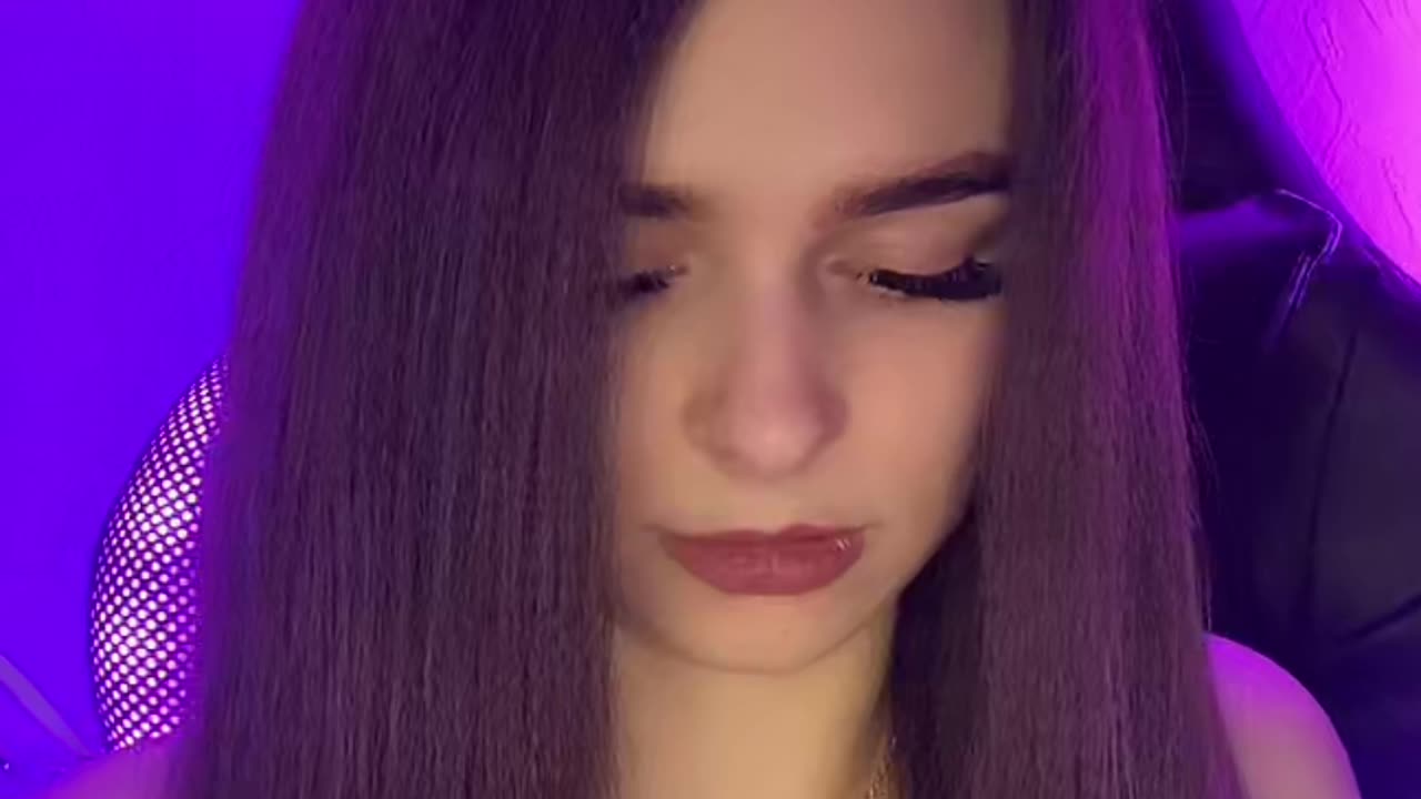 beautiful tik tok girl