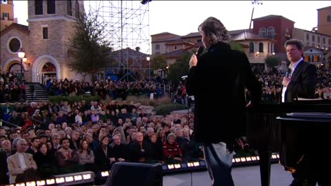 Andrea bocelli live under the desert Sky