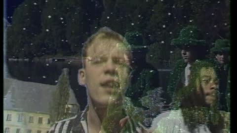UB40 - Red Red Wine = Bananas TV Show 1983