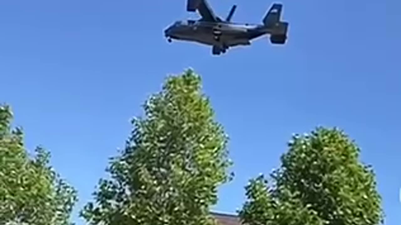 BREAKING NEWS! #Military landing in suburban neighbors in Larksper #California.