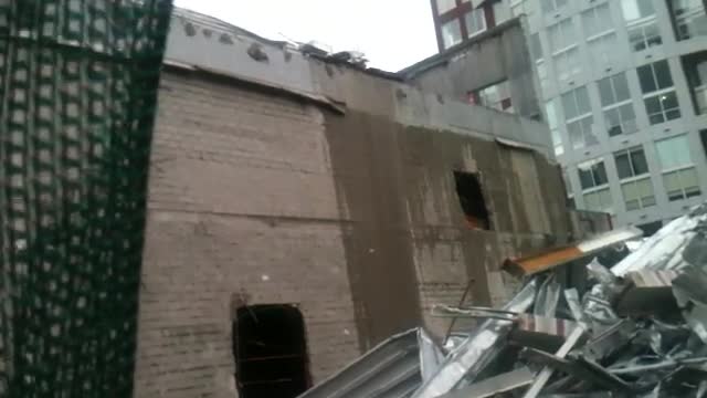 Building Demolition Next to My Residence - Jan. 20, 2022 11:49 AM