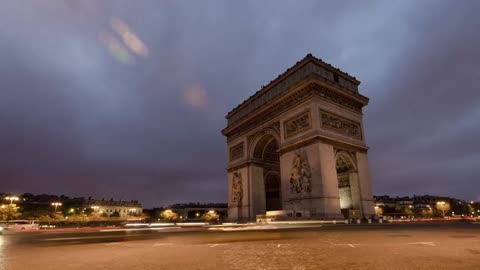 To know how to cherish, don't lose the sun in the day, and miss the stars at night.