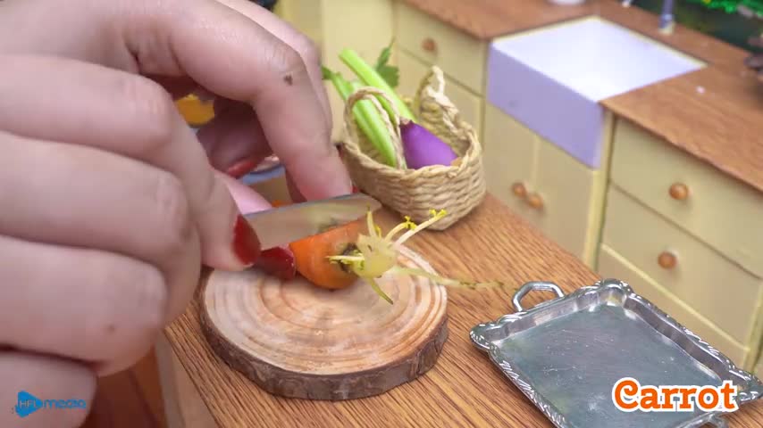 Miniature burger