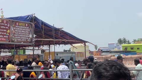 Jay jagannath crawed in puri