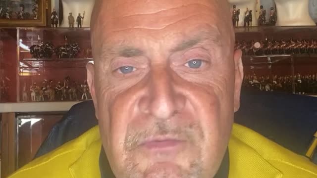 (30 aprile 2022) - ANDREA COLOMBINI: βBASTA CON I MEDIA TAROCCATI E CON I CIUCCI VOLANTI!!βπππ