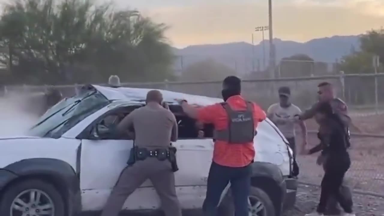 Car Full Of Illegal Aliens In Police Chase