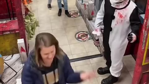 Man pranks people pretending to be animatronic clown
