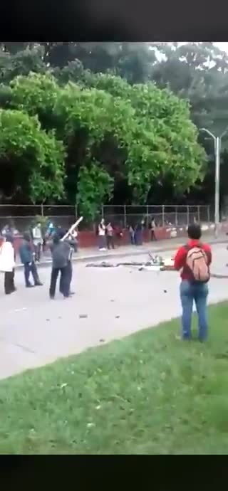 Un muerto y seis heridos tras disturbios en la Universidad del Valle