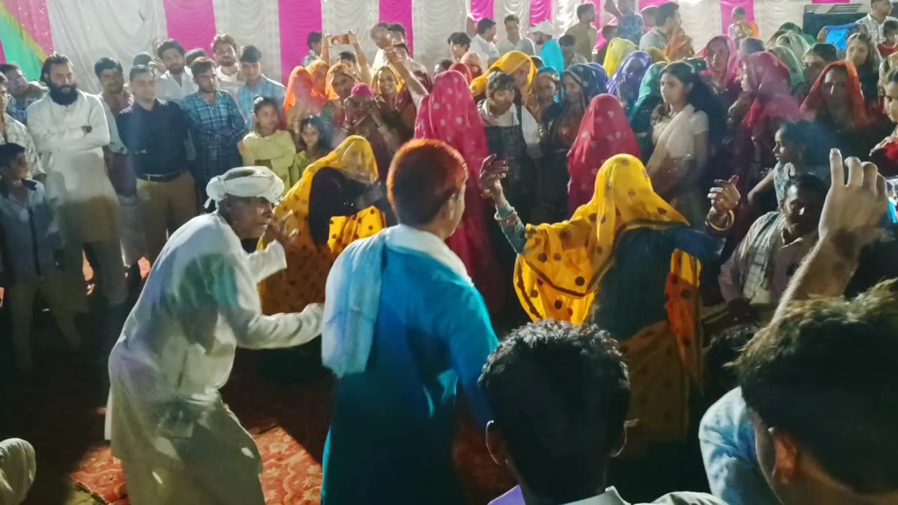 meena's shadi dancing videos |#meena #meena #meenageet