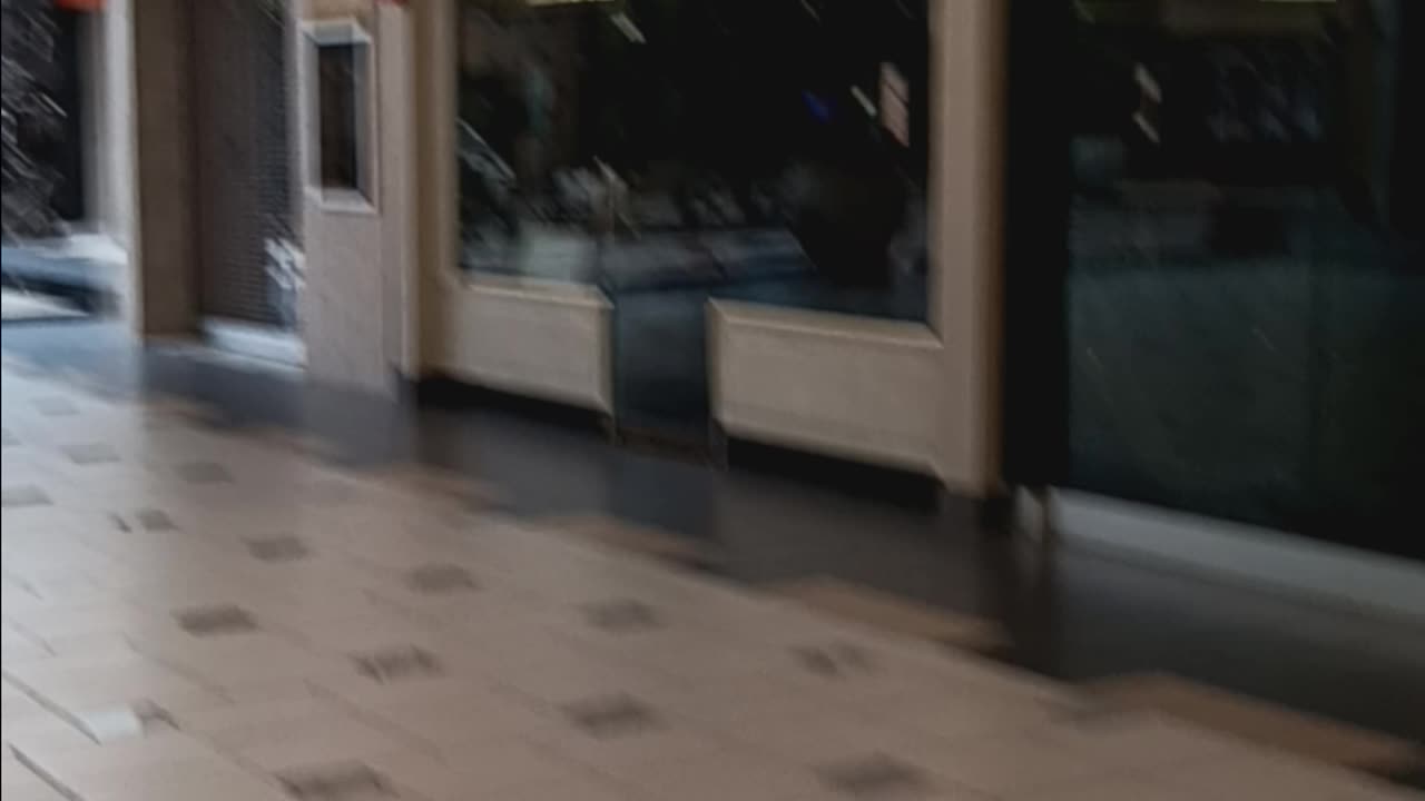 Peacefully empty Fashion Square Mall, but still existing