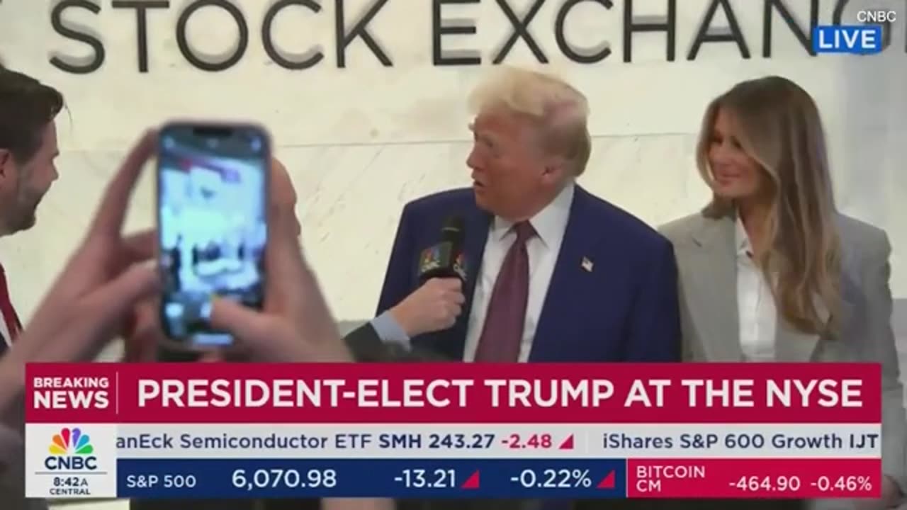 Donald Trump gives blunt advice to everyday investors at NYSE