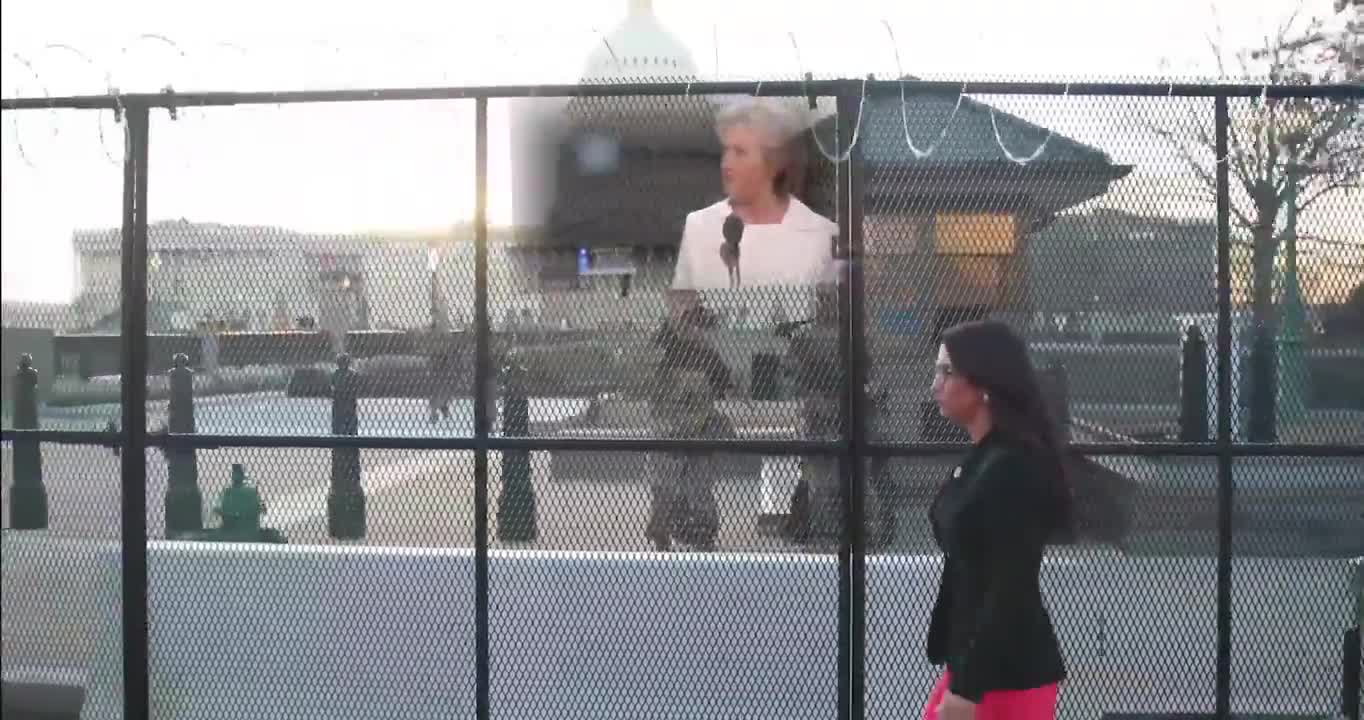 Congresswoman Lauren Boebert Tear Down this Pelosi Wall
