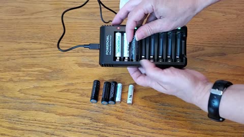 How To Use Rechargeable Battery Charger for AA and AAA Batteries