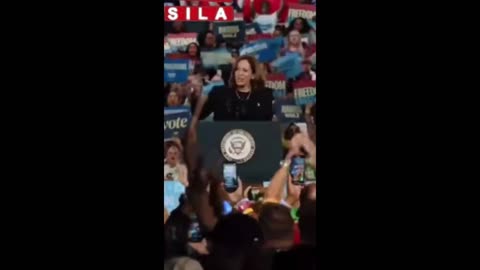 : Hecklers interrupt Kamala Harris' speech in Wisconsin