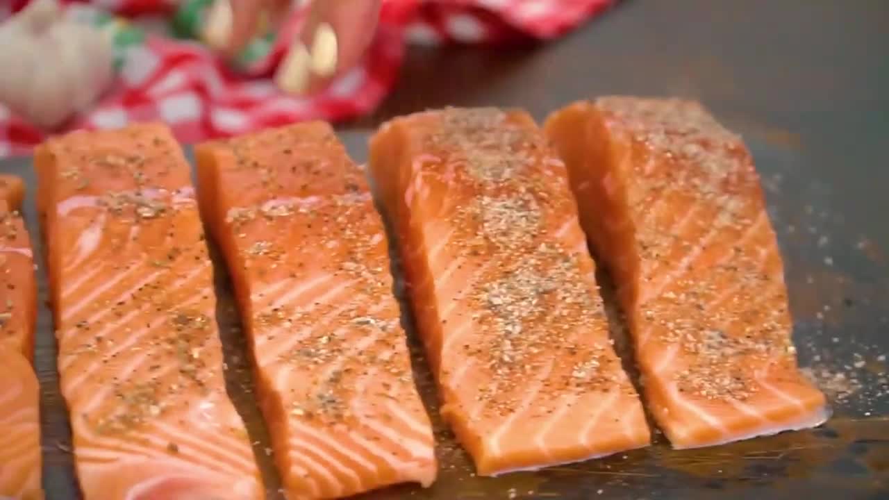 Honey Garlic Salmon One Pan Recipe