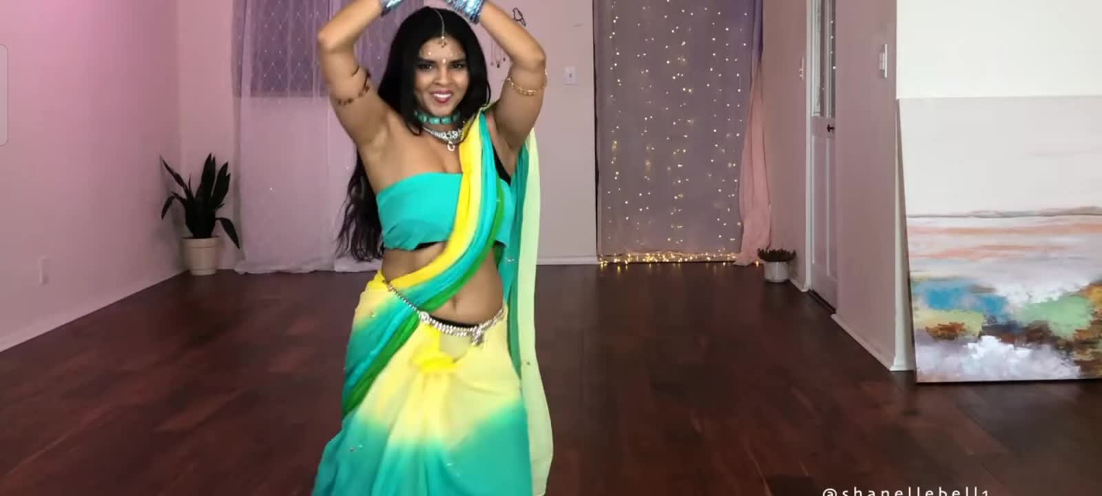 Hum na jaibe balam Ghar ho bhabhi/ Bollywood Dance
