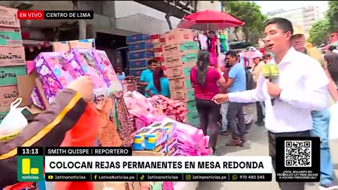 "Ambulantes siguen en las calles": Así se encuentra Mesa Redonda con las rejas fijas colocadas