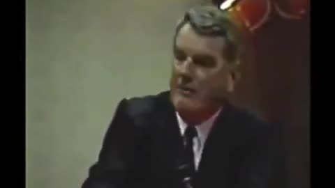 The Holocaust Lie in 10 Minutes - WW2 historian David Irving