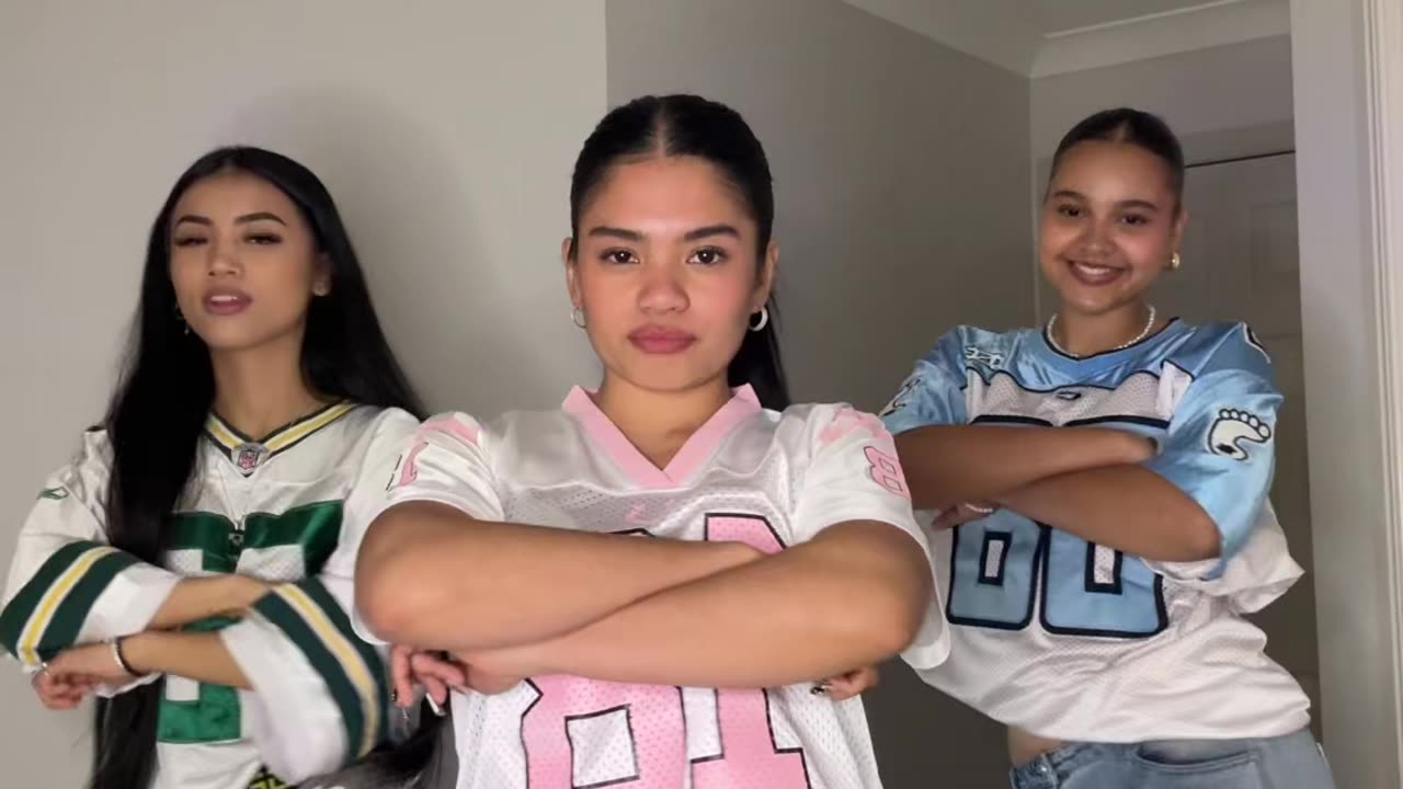 Three Beautiful Sisters Wow with Flawless Dance Routine! 💃👯♀️ | Viral Dance Video 2024