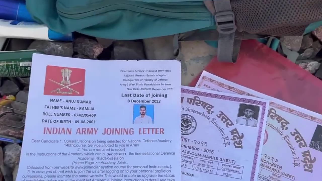 Train se samaan kaise chori hota hai