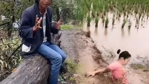 Girl funny fails