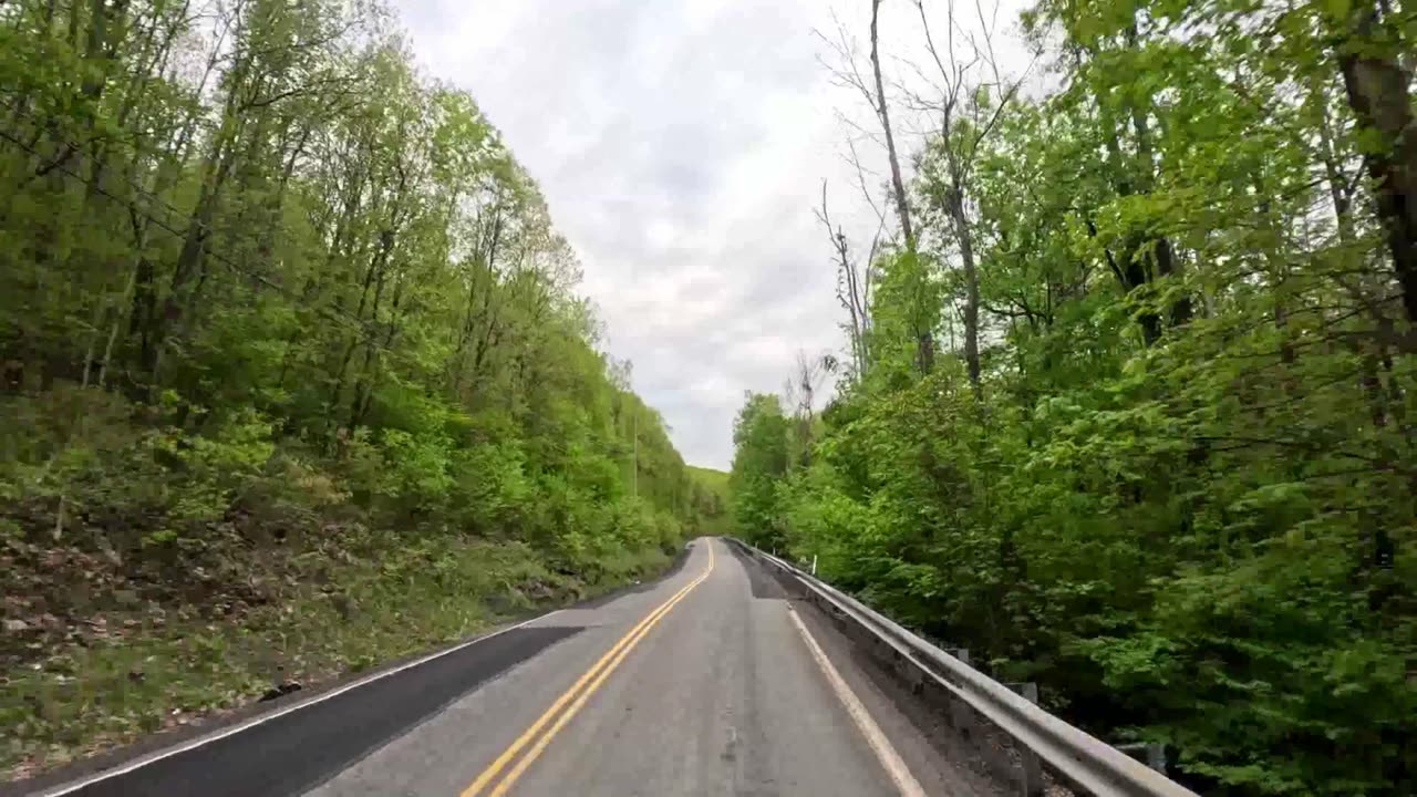 4K Driving Around Pennsylvania PA Wayne County Lake Ariel HideOut 191 to Carbondale & Back ASMR FF