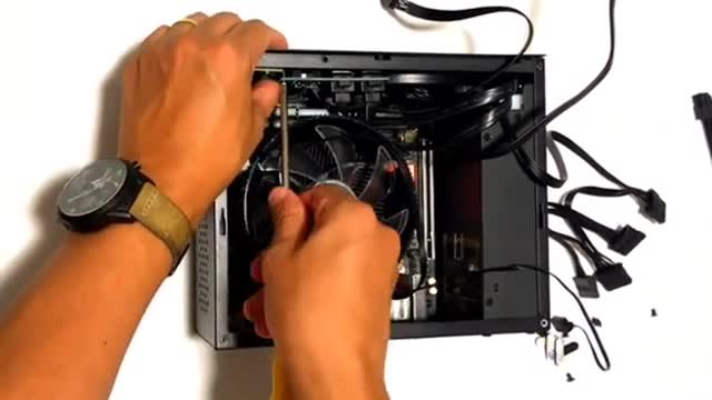 Montagem do MiniPC Gamer do Canal. Parte 2 de 3.
