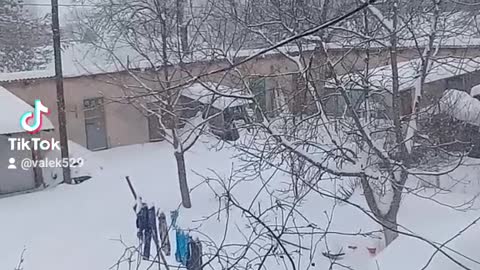 Краснодарский край в России засыпает снегом