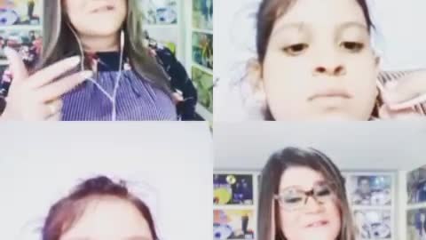 ELA AMA CANTAR