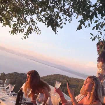 andrew tate enjoying life 2