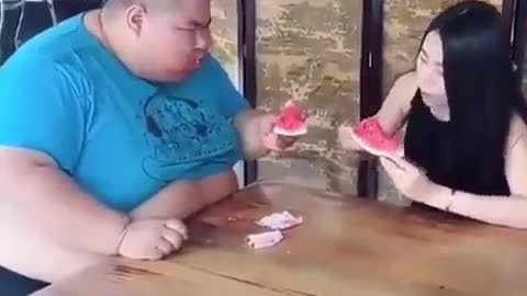 FUNNY VIDEO EATING TIME