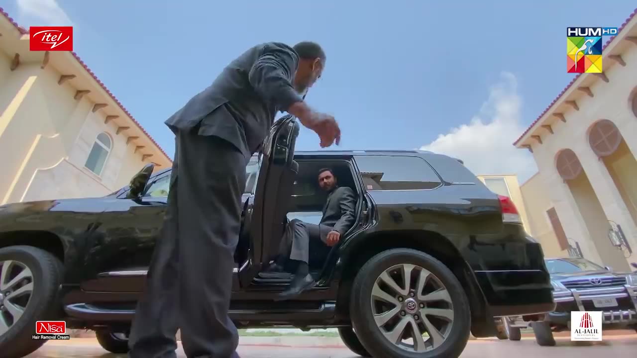 Aaj Se Aap Hamary Boss Hain... | Best Moment | #Parizaad | #HUMTV Drama