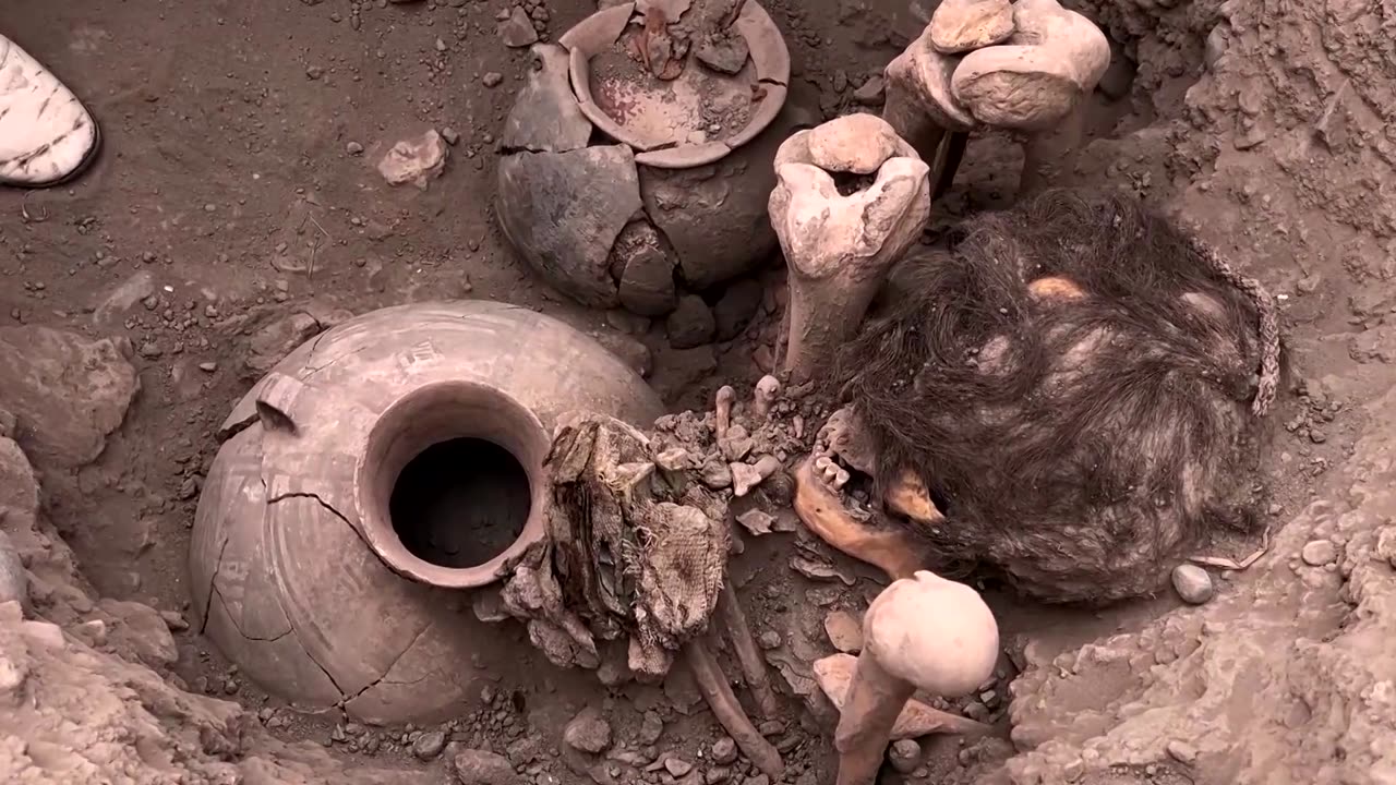 1,000-year-old mummy uncovered in Peru