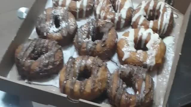 Yummy fresh doughnuts 🤤🤤🤤