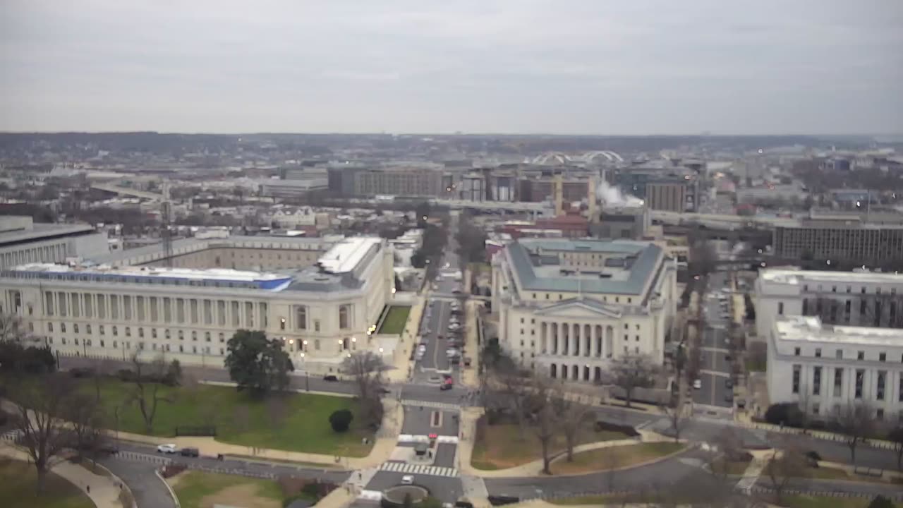 Camera0901USCDLADomeSouth_2021-01-06_Starting_at_08h20min01s740ms.mp4