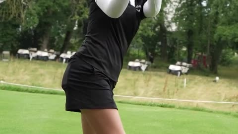 Big shot from a small girl #golf #golfer #professional #athlete #hit #swing #shot #green #fairway