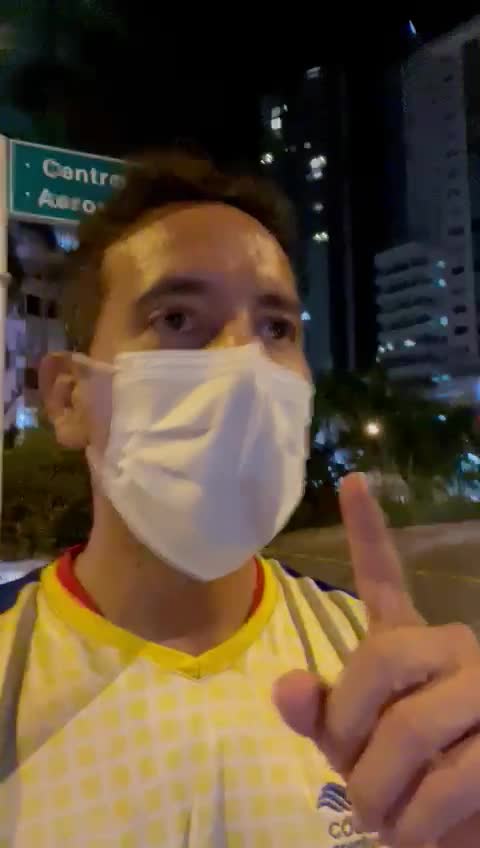 Arreglan huecos en Cartagena