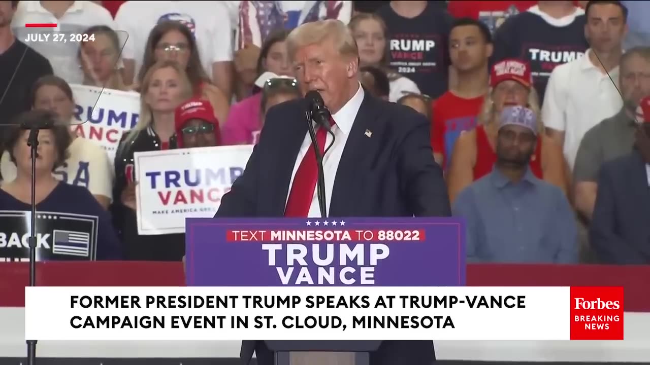 WATCH- Crowd Chants Along With Trump As He Concludes Passionate Speech At Minnesota Rally