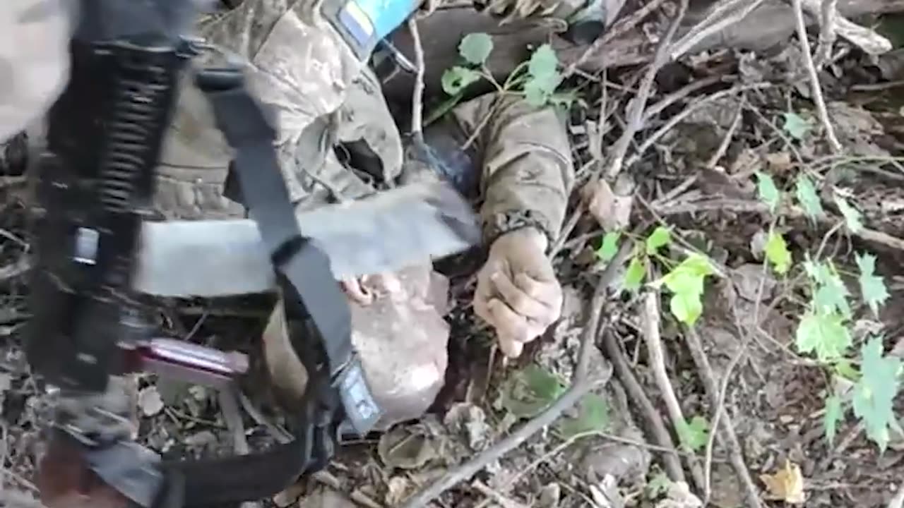 WARNING! Graphic! Akhmat Forces Recovered an AFU 200 After a Firefight in Kursk Region