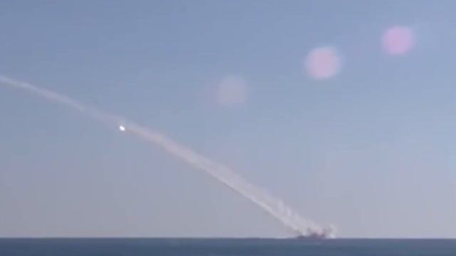 #Russia Launches #Kalibr Missiles From A Submarine In The Black Sea For The First Time